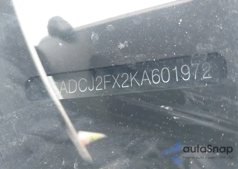 2019 Jaguar F-Pace 25T Premium z USA, uszkodzony, nr VIN SADCJ2FX2KA601972